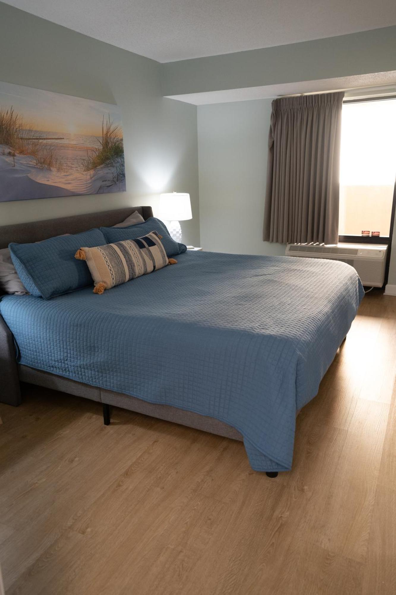 מירטל ביץ' Oceanview Condo With Pool, Hot Tub, Balcony, Right On The Beach מראה חיצוני תמונה