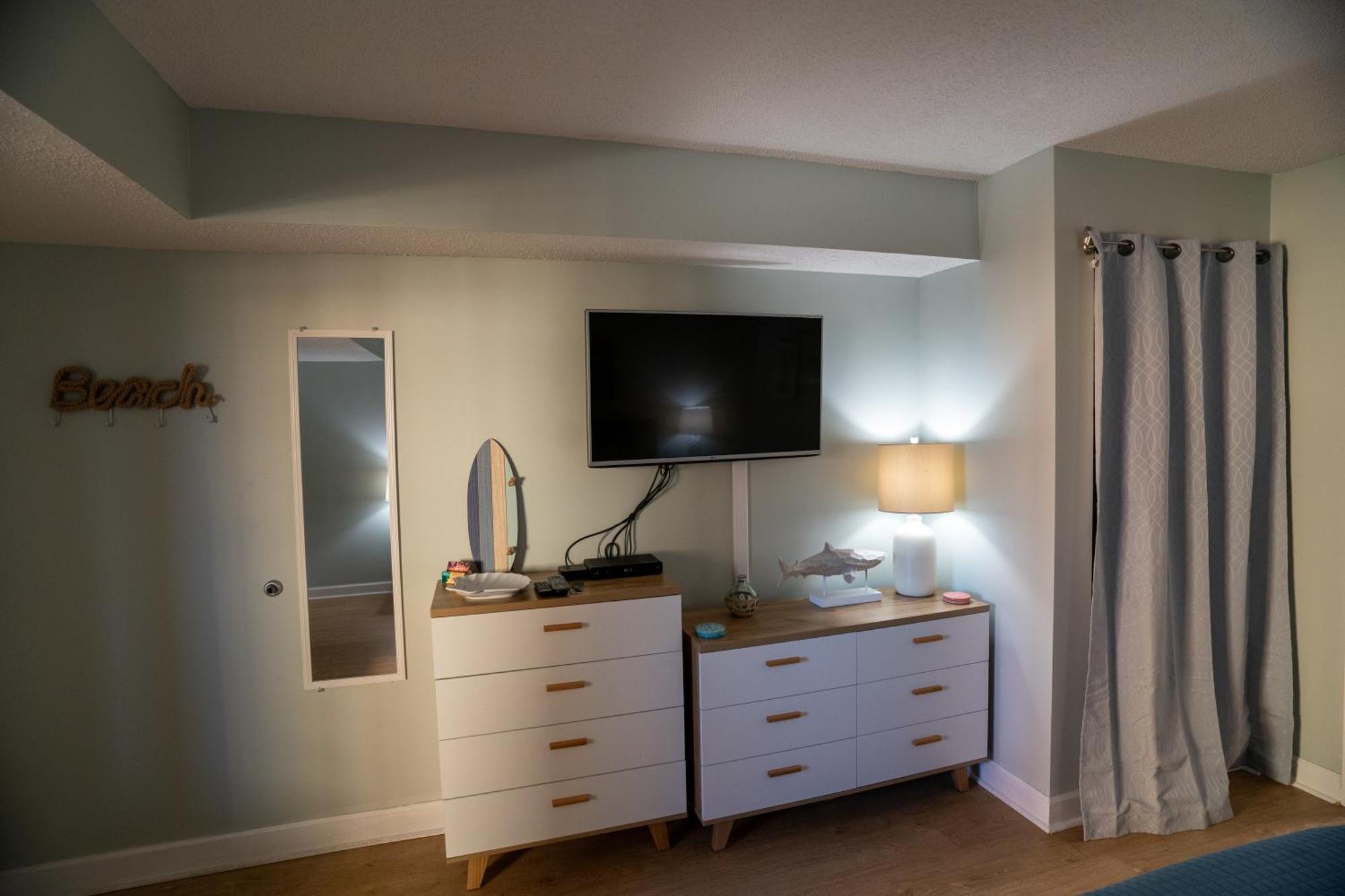 מירטל ביץ' Oceanview Condo With Pool, Hot Tub, Balcony, Right On The Beach מראה חיצוני תמונה